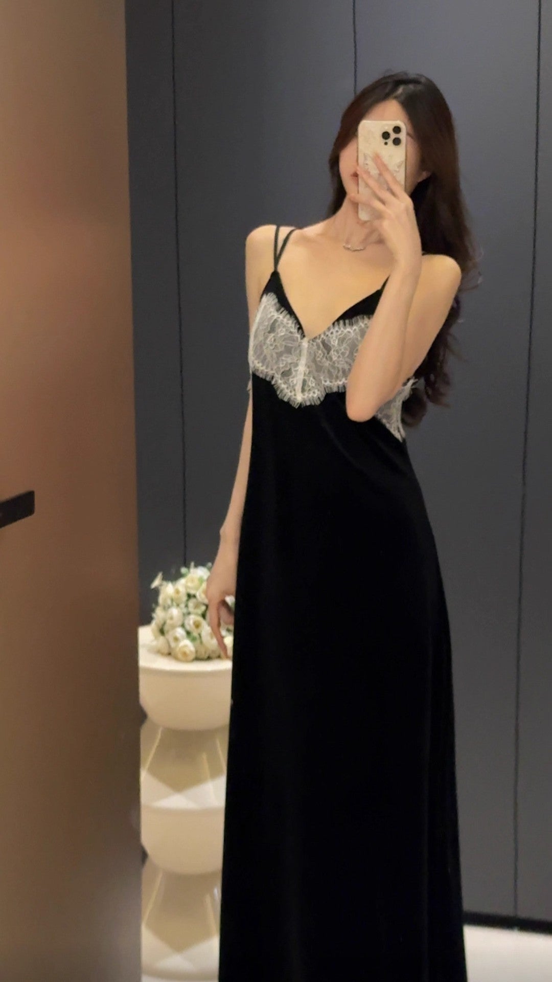 Winter and autumn halter-style long nightgown