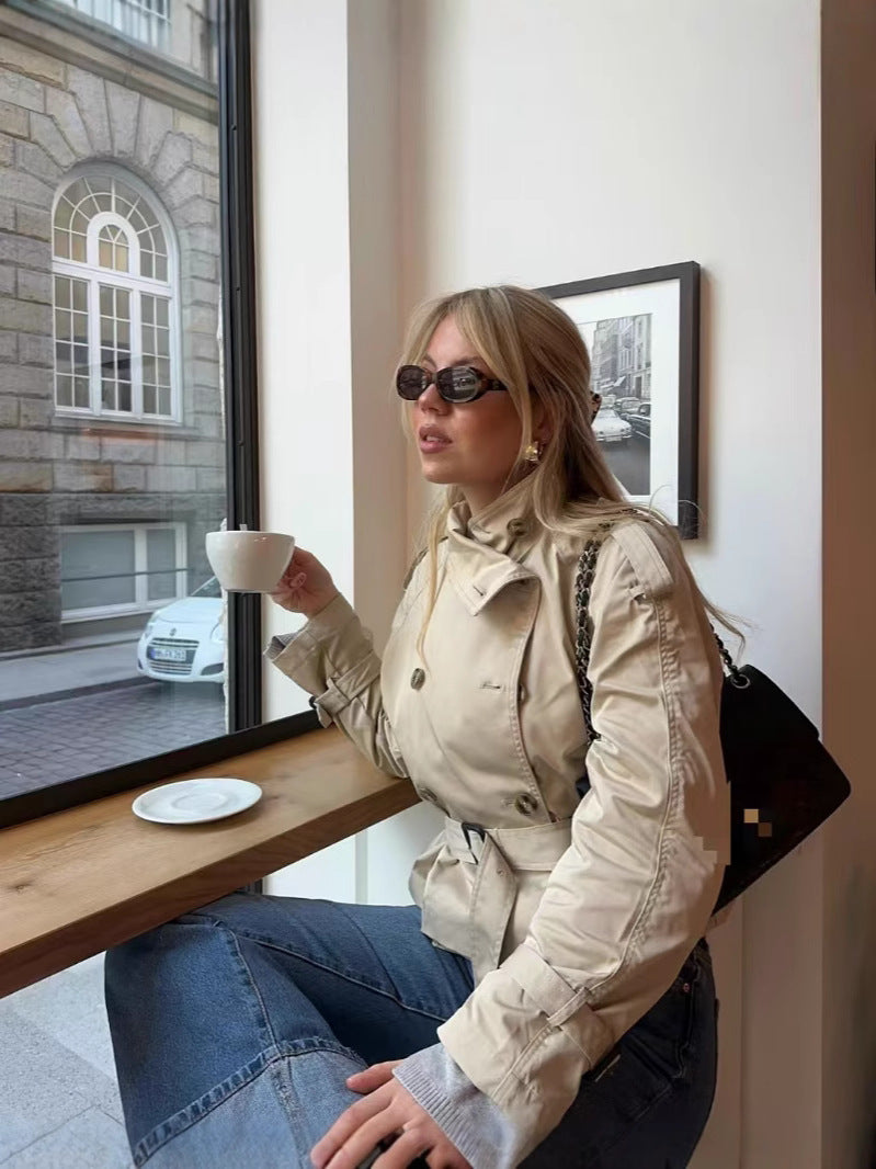 waist-cinched short windbreaker coat