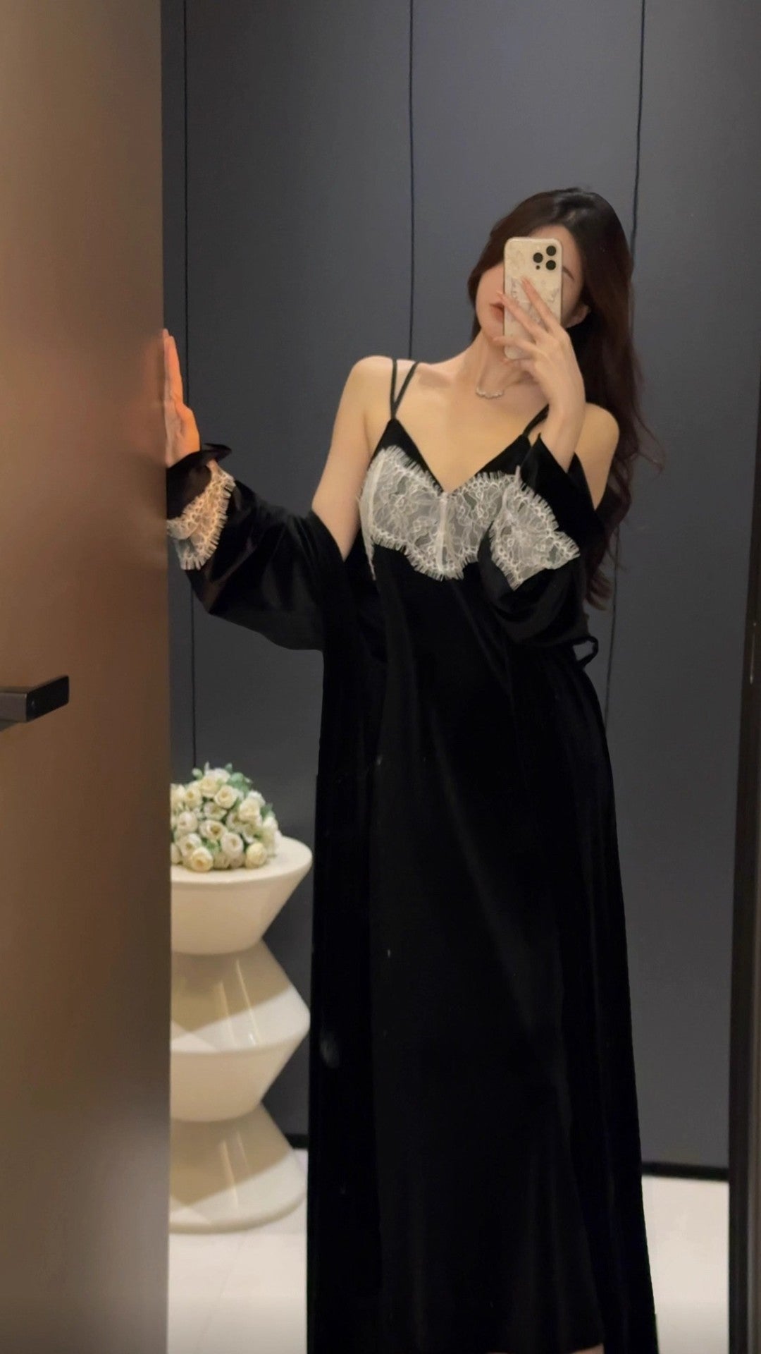 Winter and autumn halter-style long nightgown