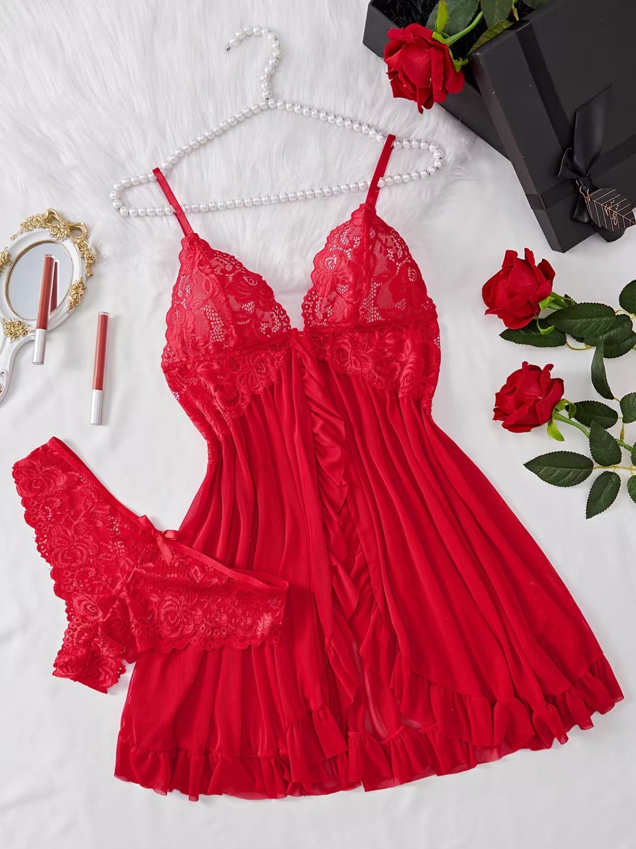 Sexy V-neck lace camisole