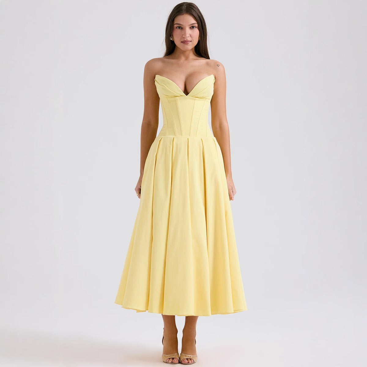 Spring women's dress, a sexy and hot girl sleeveless mid-length solid color strapless dress